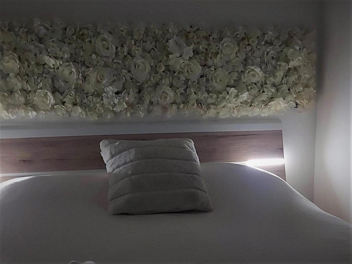 Appartement Imadnivalo Kislakas à Budapest Extérieur photo